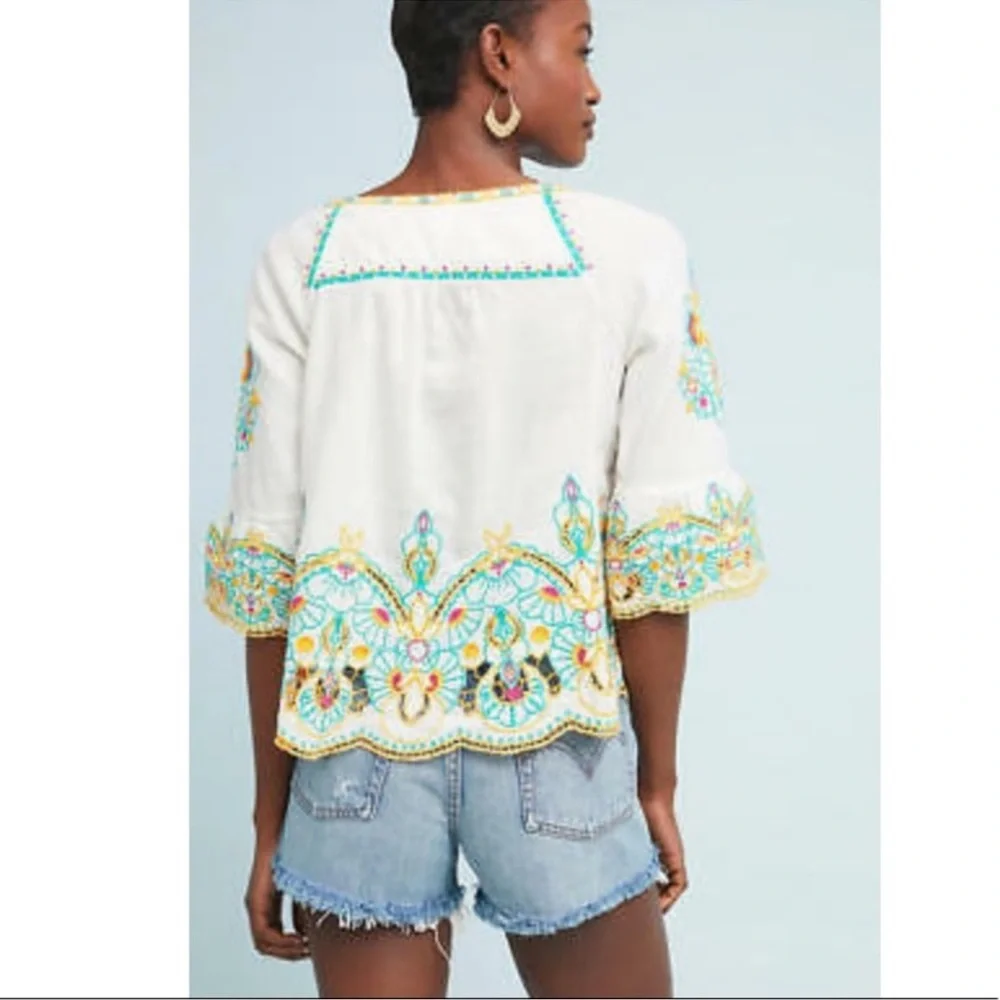 ANTHROPOLOGIE AKEMI + KIN Bisbee Embroidered Top White Yellow Women’s Size 4 - Picture 2 of 10
